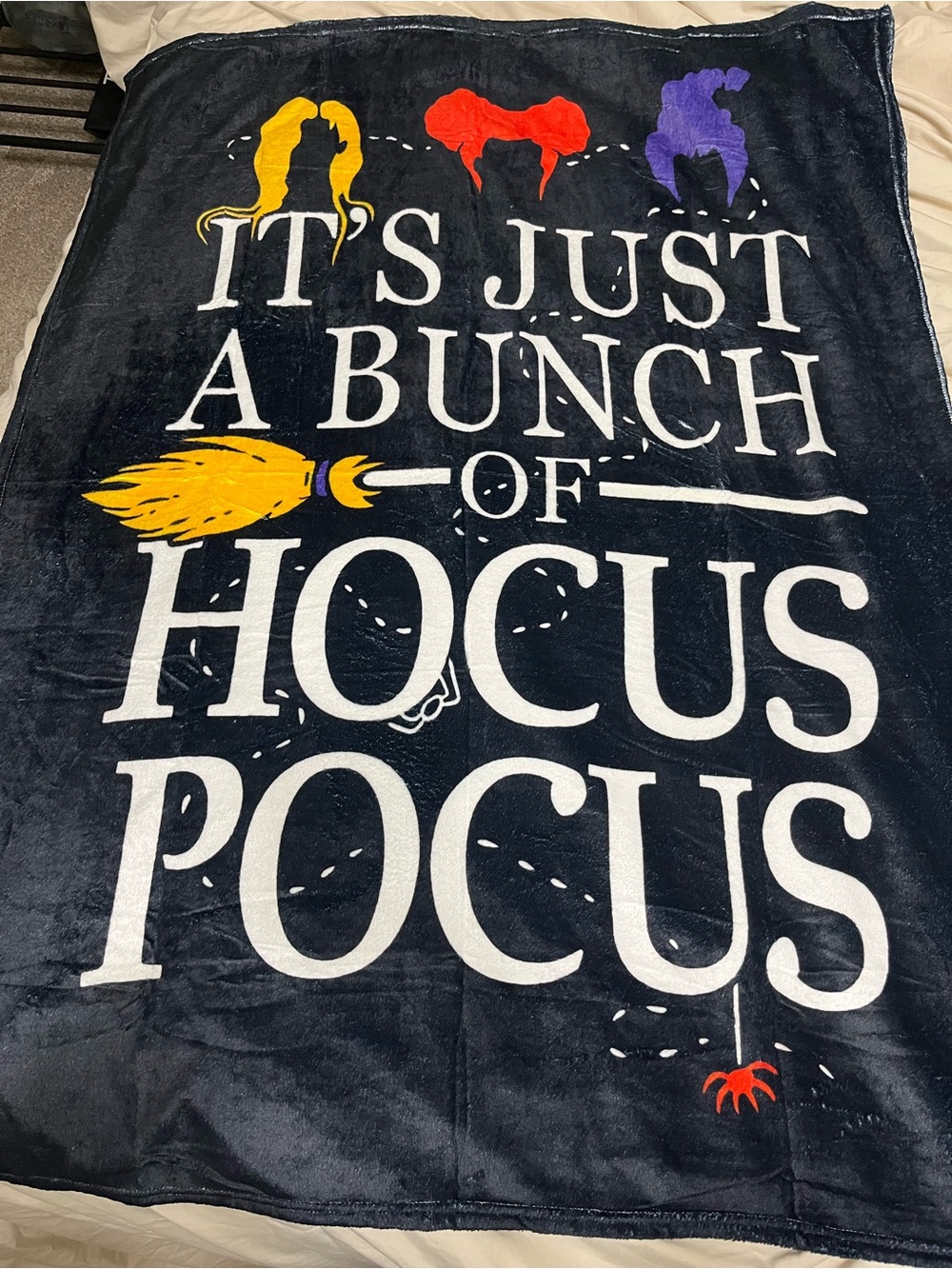 Hocus Pocus throw